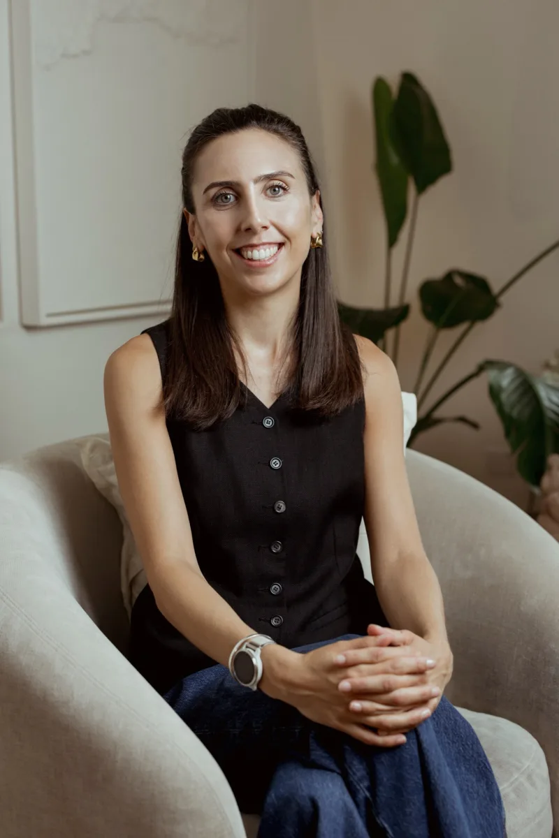 Portrait of Dr Josephine Swede, Counselling Psychologist at London Bridge Therapy, seated in a consulting room