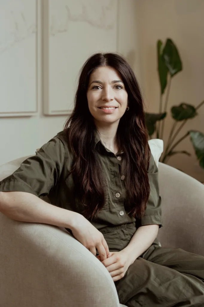 Portrait of Kate Morgenstern, Integrative and Existential Psychotherapist at London Bridge Therapy